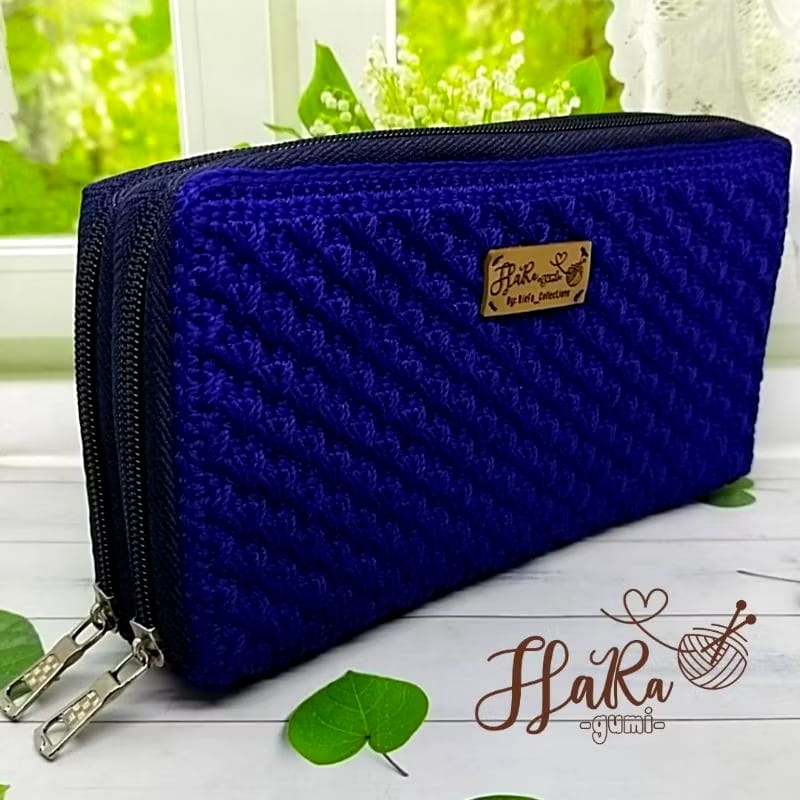 Dompet Rajut navy